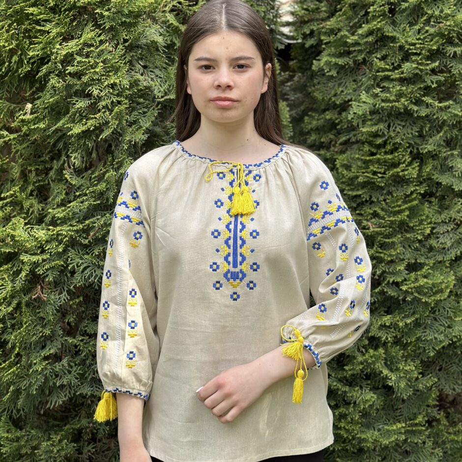 Вишиванка жіноча “Вітряниця”