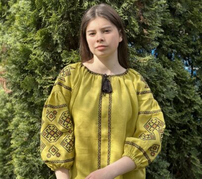 Вишиванка жіноча Світодара (льон гірчичний)