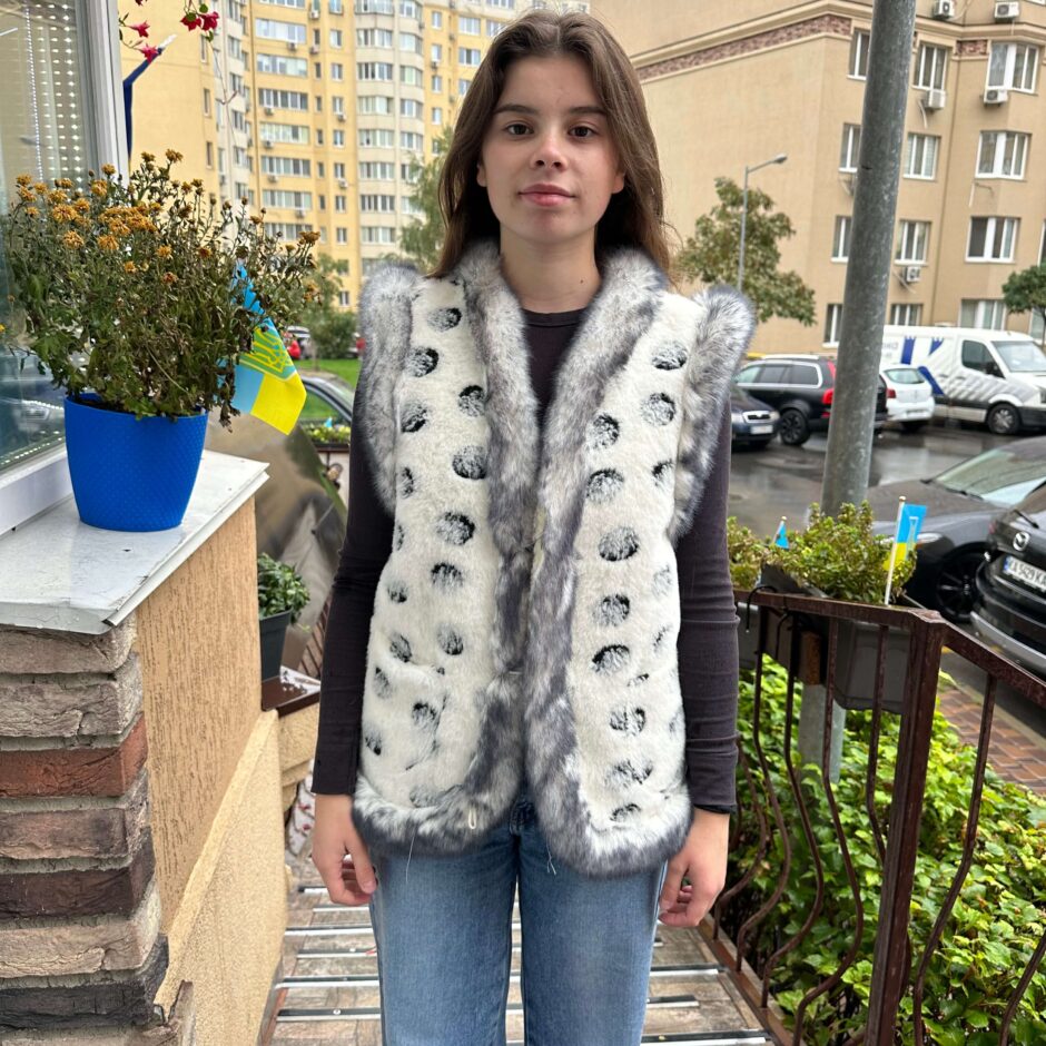 Безрукавка з овечої вовни (драп)